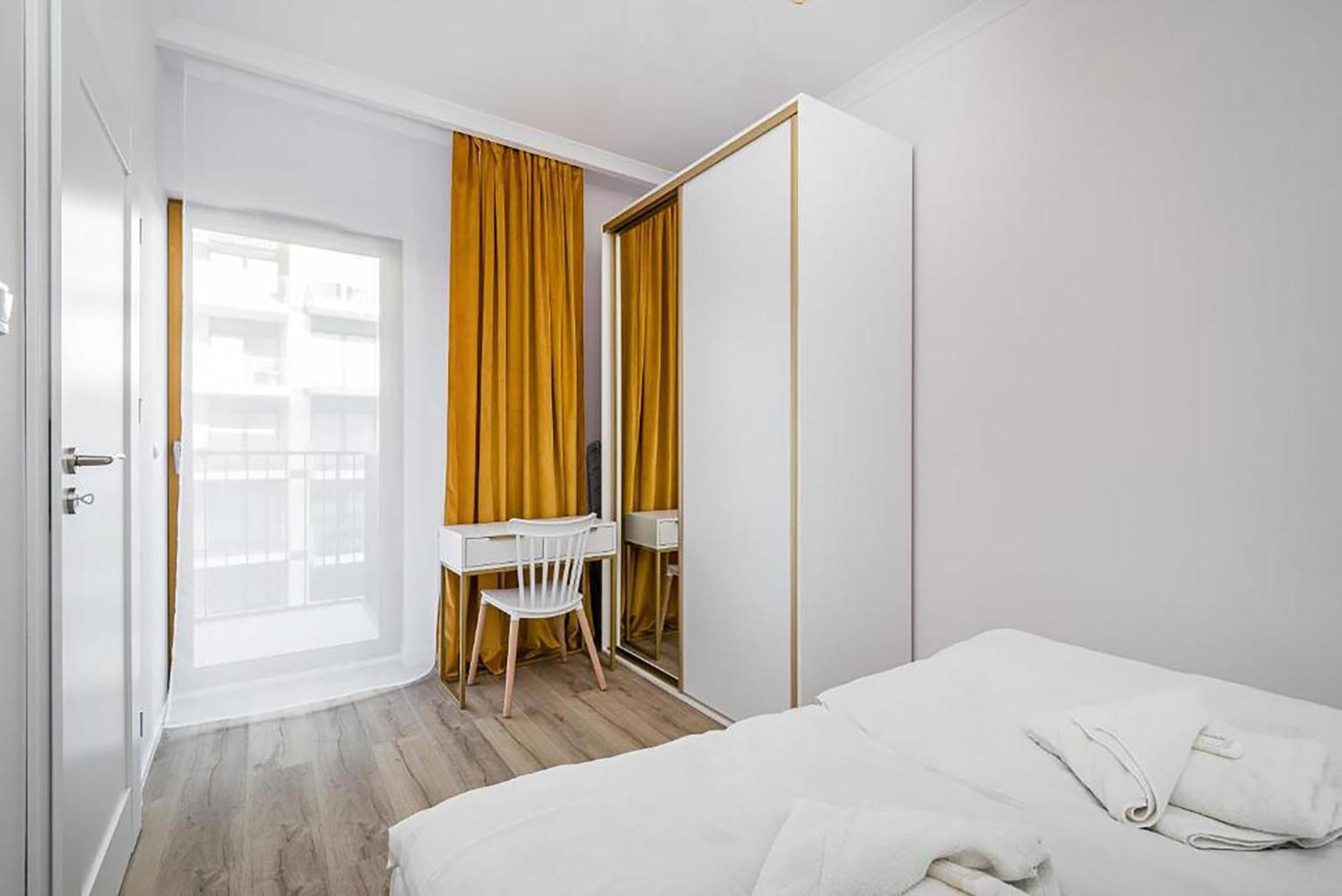 Golden Residence Apartment Краков Экстерьер фото